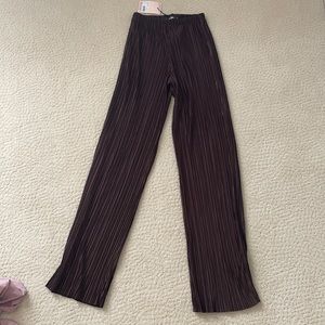 MISSGUIDED PLISSE PANTS SIZE US 2 CHOCOLATE BROWN NWT